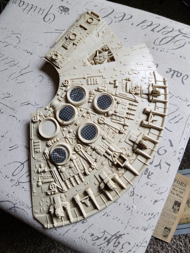 Star wars millenium falcon - wars,