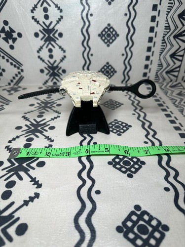Star wars millenium falcon - wars,