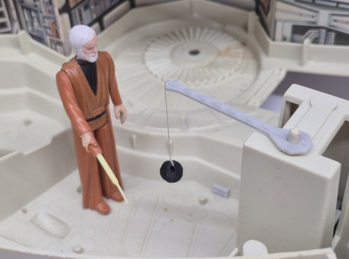 Star wars millenium falcon - wars,