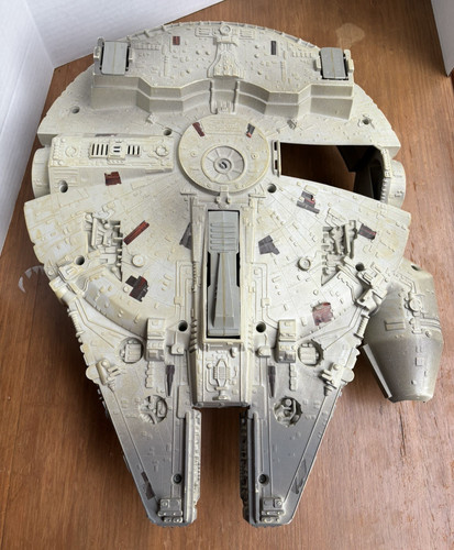 Millenium falcon 1995 - millenium,